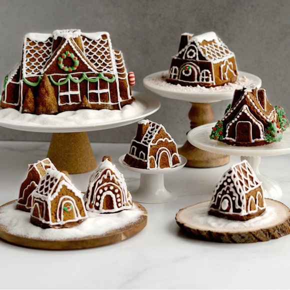 Nordic Ware Cozy Village Pan